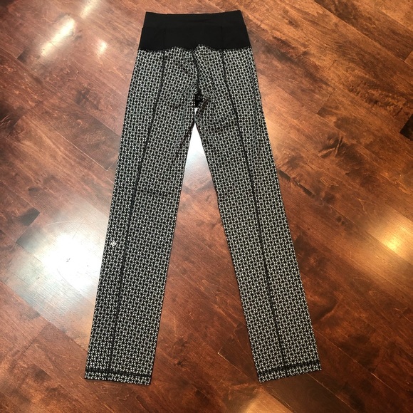 Lululemon Leggings - Picture 2 of 4